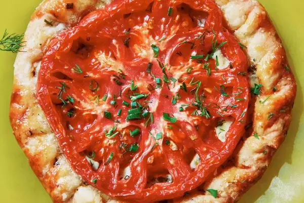 Exploring the Diverse World of Tomatoes: A Culinary Guide