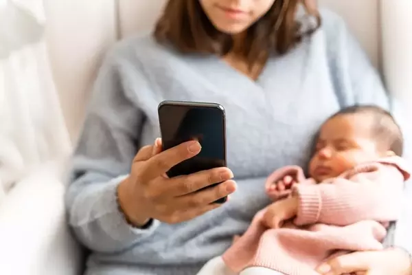 Ending Draining Mom Friendships: A Guide to Healthy Boundaries