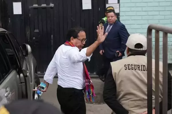Peruvian Election: Sanchez Visits Castillo Amidst Vote Count