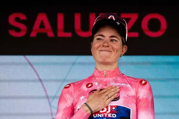 Demi Vollering Achieves Historic Grand Tour Triple Crown in Cycling