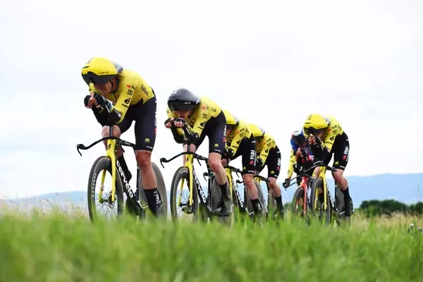 Visma-Lease a Bike Secures Victory in Tour Auvergne Rhône-Alpes Stage Three Team Time Trial