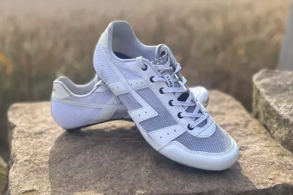 Lake CX20R Road Shoes: Lightweight, Breathable, and Comfortable for Warm Climates