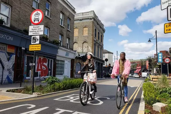 Media Accusations Against TfL Spark Debate on Cycling Safety Data Transparency