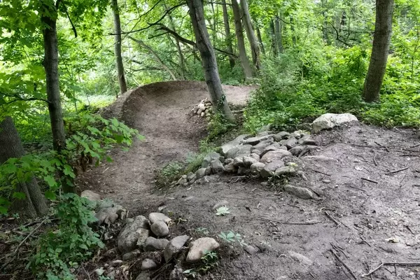 Revitalized Trails: Rocky Knoll's Mountain Biking Transformation in Wisconsin