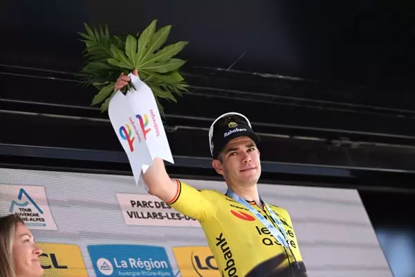 Wout van Aert Withdraws from Tour Auvergne-Rhône-Alpes Due to Persistent Injury