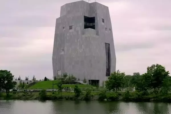 Chicago's South Side: A New Cultural Beacon with the Obama Presidential Center