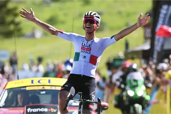 Isaac Del Toro Dominates Tour Auvergne-Rhône-Alpes with Double Summit Victory