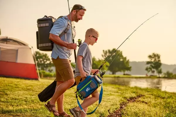 Outdoor Essentials for Dad's Day: A Guide to Practical Gifts