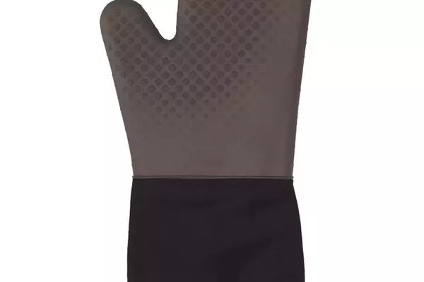 The Ultimate Guide to Oven Mitts: Protecting Your Hands in the Kitchen