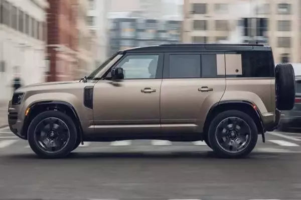 Jaguar Land Rover and Stellantis Partnership to Reshape US Defender Market