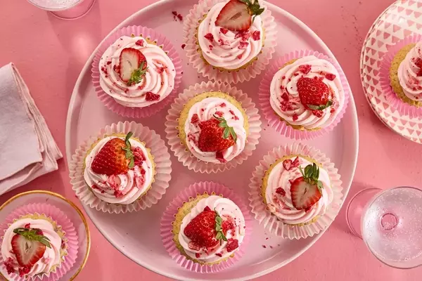 Delightful Strawberry Cupcakes with Rosy Buttercream
