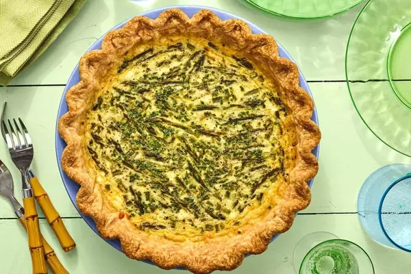 Crafting the Perfect Asparagus and Cheese Quiche