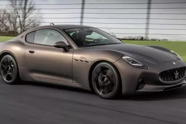 Maserati GranTurismo Folgore / GranCabrio Folgore: A Glimpse into the Future of Electric Luxury