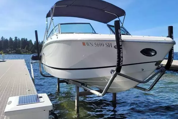 Sunstream Revolutionizes Boat Lift Technology, Enhancing Boating Experience