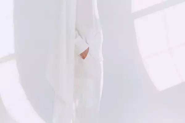 Maria McManus's Resort 2027 Collection: A Symphony of Sustainable Elegance and Artistic Inspiration