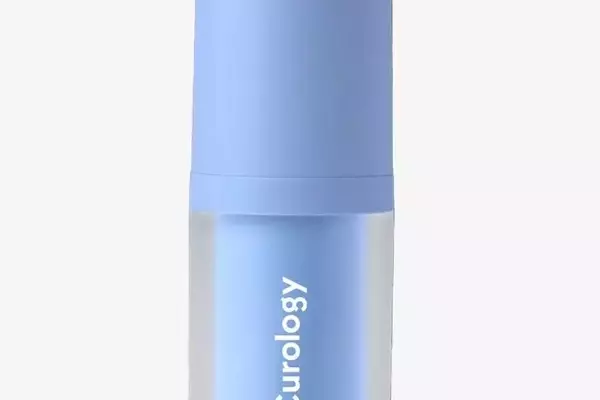 Retinol vs. Tretinoin: Decoding the Skincare Powerhouses