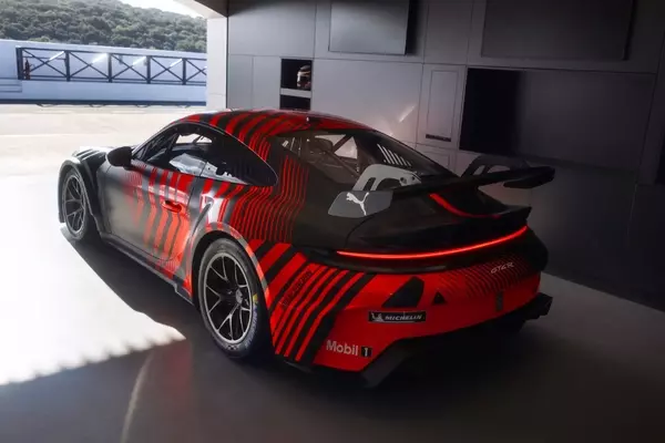 Porsche Unveils New 911 GT4 R Race Car for 2027 Season