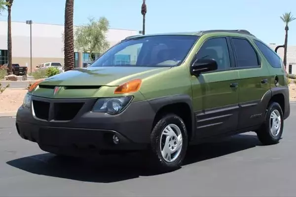 The Unexpected Renaissance of the 2001 Pontiac Aztek: From Uncool to Cult Classic