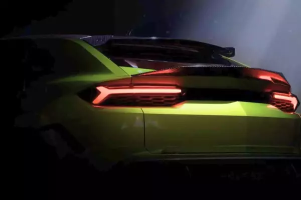 Upcoming Lamborghini Urus Variant Teased for July Debut