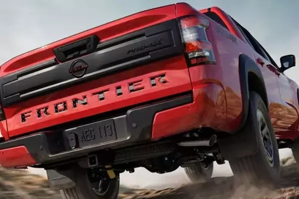 Nissan Frontier to Offer Patriotic 'Stars and Stripes' Badge for 2026 Model Year