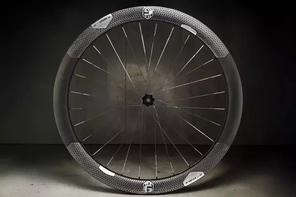 9th Wave Unveils Revolutionary 32-inch Aerodynamic Gravel Wheelset