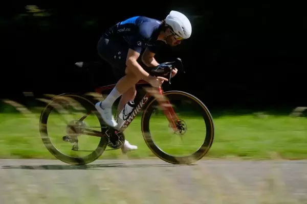 Specialized Unveils the S-Works Tarmac SL9: A New Benchmark for Road Bike Performance