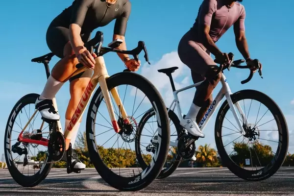 Zipp Unveils New 404 S Carbon Road Wheels: Aero Performance for Under £1,000
