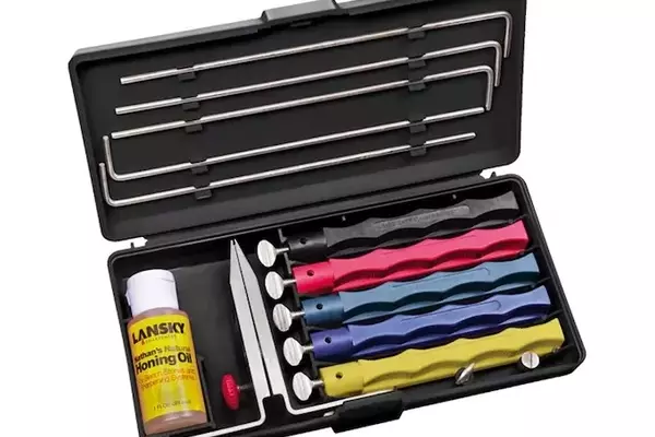 Mastering the Blade: A Comprehensive Guide to Knife Sharpeners