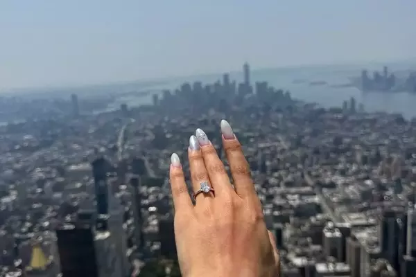 The Daring Proposal on the Empire State Building: A Nail Enthusiast's Perspective