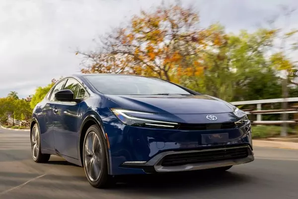 Toyota Prius 2026 Update: Enhanced Underneath, Familiar Exterior