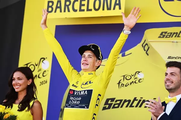 Vingegaard Claims Yellow Jersey in Tour de France 2026 Opening Stage