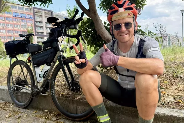 Cyclist Mark Kowalski Sets New World Record Traversing 21 Countries in Seven Days
