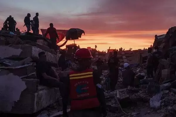 Disparate Responses: US Earthquake Aid to Venezuela vs. Haiti