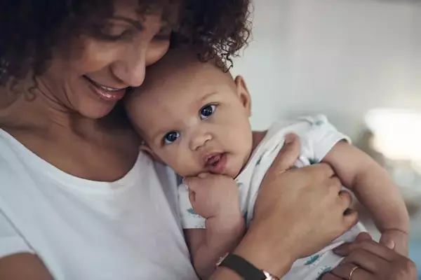 Ensuring Infant Comfort: The Importance of Dryness and Gentle Care