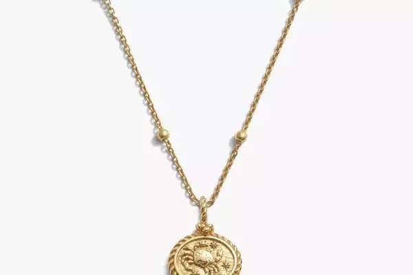Thoughtful Gift Ideas for Cancer Zodiac Signs