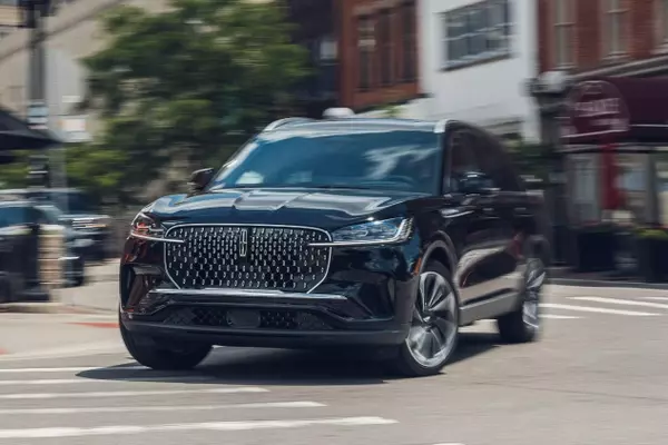 2026 Lincoln Aviator Reserve: A Journey into Serene Luxury