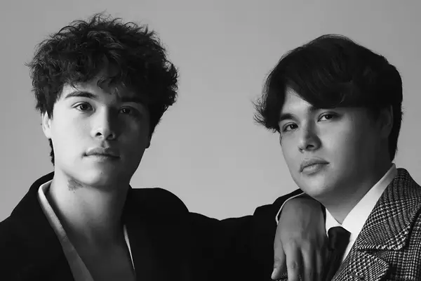 YouTube Stars The Stokes Twins Secure Netflix Collaboration