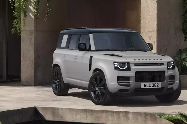 2027 Land Rover Defender: Enhanced Performance and New Vertex Edition Unveiled