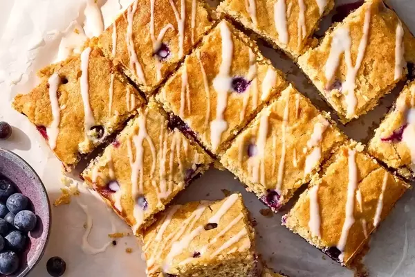 Effortless Lemon-Blueberry Delight: A One-Bowl Snack Cake