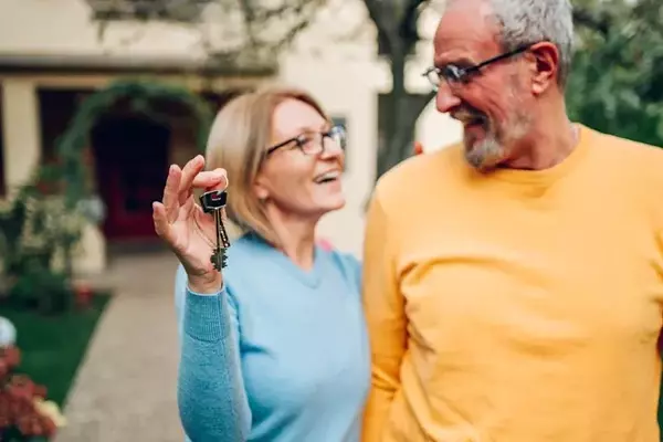 Renting vs. Buying: Financial Advice for Retirement