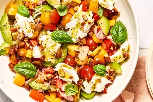 Summer Gathering Snacks: Delicious Appetizers for Any Occasion