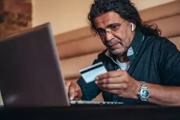 Retirement Planning with Debt: Prioritizing Financial Stability