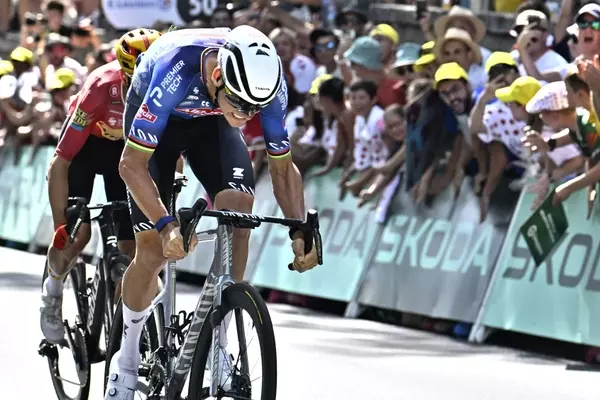 Mathieu van der Poel's Resilient Triumph at Tour de France Stage Nine