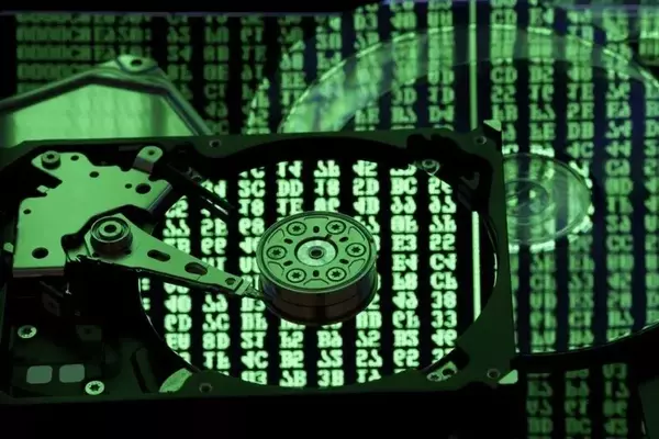Western Digital Poised for Growth Amidst Surging AI Storage Demand and Constrained HDD Supply