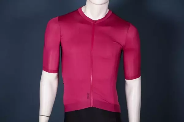 Rapha Pro Team Training Jersey III: An In-Depth Review
