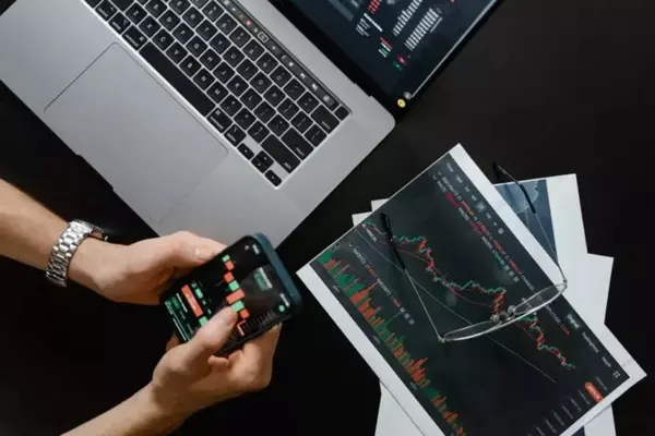 Analyst Perspectives on Western Alliance Bancorporation's Stock Potential