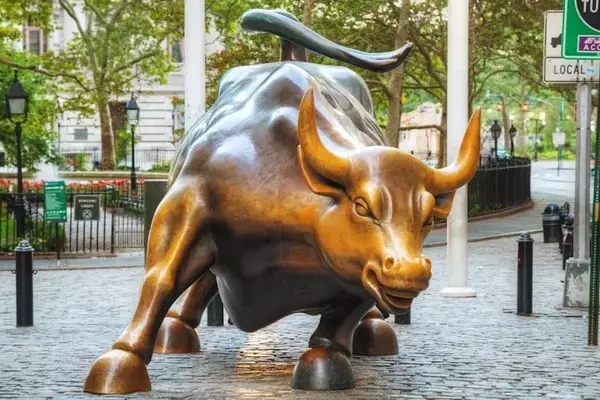 Meta's Major AI Investment Draws Wall Street Attention