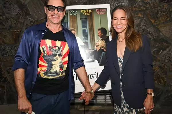 A Star-Studded Premiere: "The Invite" Lights Up the Hamptons