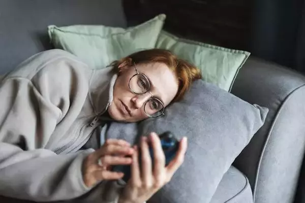 Effective Support Messages for Overwhelmed Friends