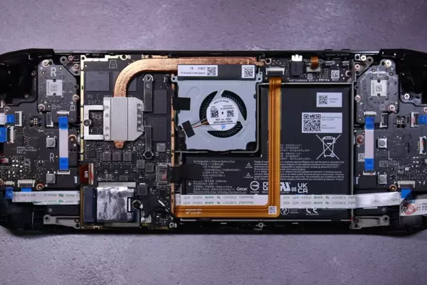Valve Sunsets LCD Steam Deck OEM Battery Replacements, iFixIt Explores Aftermarket Solutions